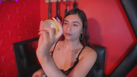 Monttserratt online show from March 2026 07:28:02 PM