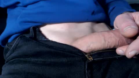 Snapshot of monty2727 chatting on December 2024 06:56:02 AM Monty online show from December 2024 06:56:02 AM