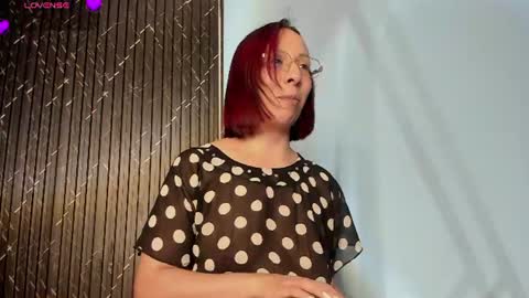 moolly_evanz online show from July 2026 08:26:02 PM