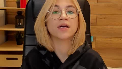 Katrin online show from January 2025 02:35:01 AM