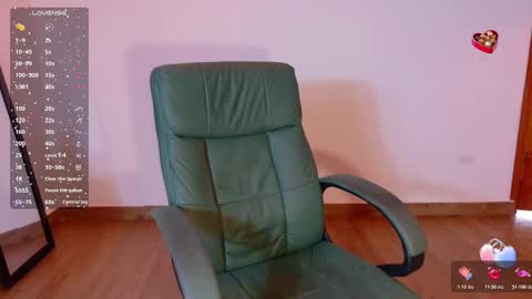 Moon  online show from January 2026 04:43:01 PM