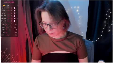 Roxy online show from February 2025 08:11:01 PM