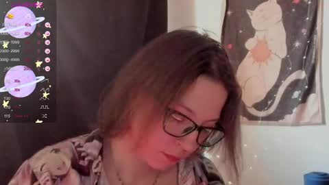 Snapshot of moon__girl chatting on July 2026 06:15:02 PM Roxy online show from July 2026 06:15:02 PM