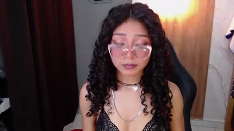 moon_and_fire_ online show from June 2026 04:15:02 AM