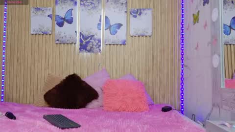 Moon online show from April 2026 12:29:02 PM