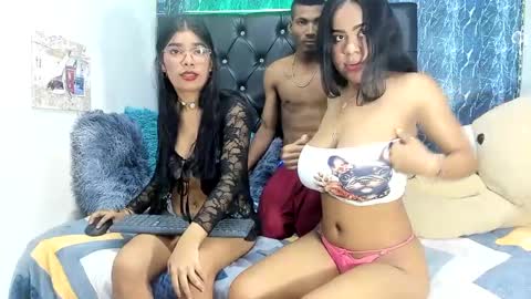 Snapshot of moon_cutex18 chatting on October 2025 02:28:01 PM moon_cutex18 online show from October 2025 02:28:01 PM