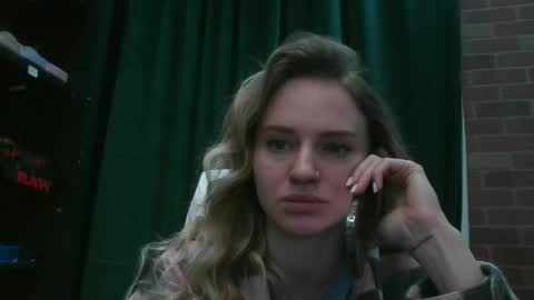 moon_light_girl online show from February 2025 08:07:02 PM