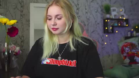 Emilia online show from March 2026 10:20:01 AM