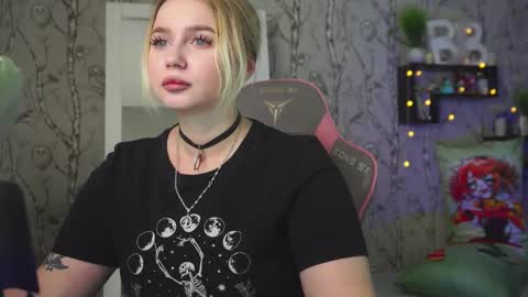 Emilia online show from March 2026 09:27:02 AM