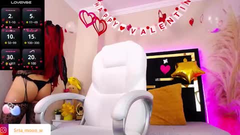 Snapshot of moon_water__ chatting on February 2025 11:17:02 AM Moon Water online show from February 2025 11:17:02 AM