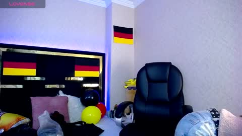 Snapshot of moon_water__ chatting on September 2025 11:48:01 AM Moon Water online show from September 2025 11:48:01 AM