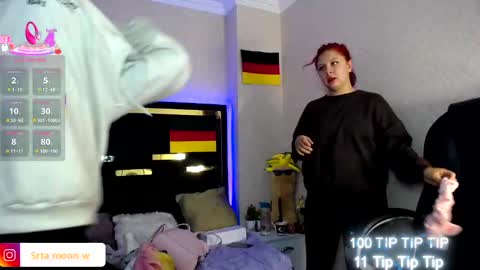 Snapshot of moon_water__ chatting on October 2025 09:40:01 AM Moon Water online show from October 2025 09:40:01 AM