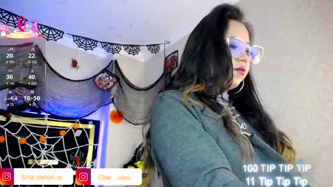 Snapshot of moon_water__ chatting on October 2025 11:29:01 AM Moon Water online show from October 2025 11:29:01 AM