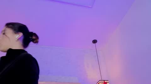 Snapshot of moon_winy chatting on March 2026 11:17:02 AM Winy online show from March 2026 11:17:02 AM