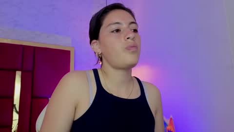 Snapshot of moon_winy chatting on March 2026 11:29:02 AM Winy online show from March 2026 11:29:02 AM