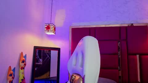 Snapshot of moon_winy chatting on March 2026 06:55:02 PM Winy online show from March 2026 06:55:02 PM