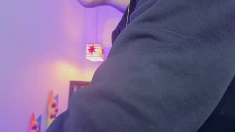 Snapshot of moon_winy chatting on March 2026 11:25:02 AM Winy online show from March 2026 11:25:02 AM