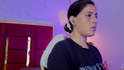 Snapshot of moon_winy chatting on March 2026 11:38:02 AM Winy online show from March 2026 11:38:02 AM