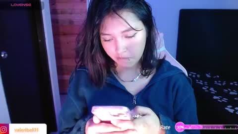 Snapshot of moonbella_bell chatting on February 2025 03:48:01 AM bell online show from February 2025 03:48:01 AM