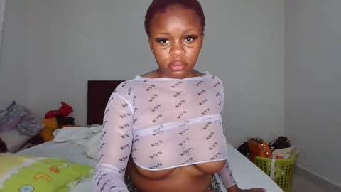 moonbloom1 online show from March 2026 03:22:02 AM