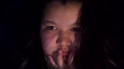 mooned_astrid online show from December 2025 10:49:02 PM