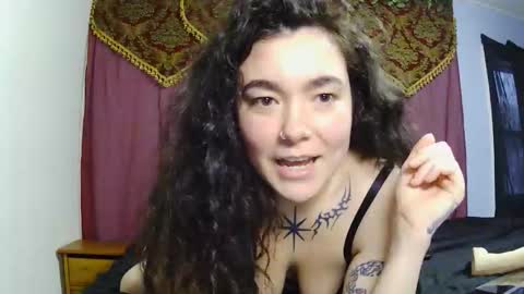 Moonkitty online show from March 2026 10:25:01 PM