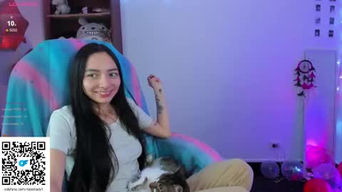 MOON  online show from March 2025 07:25:02 AM