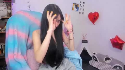 MOON  online show from February 2026 01:45:01 AM