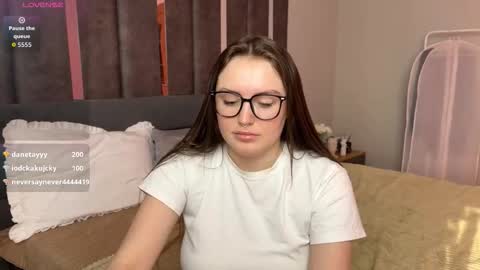 Kate online show from February 2026 06:40:02 AM