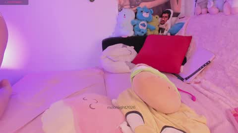 moonliight__ online show from May 2026 03:28:01 PM