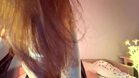 moonmimmi online show from February 2026 04:35:02 AM