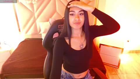 Moon  online show from November 2025 06:46:01 AM