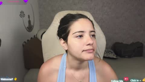 Snapshot of moonwoman_ chatting on January 2025 05:33:02 AM Moon Woman online show from January 2025 05:33:02 AM