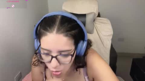 Moon Woman online show from November 2025 01:05:02 AM