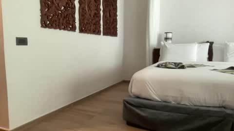 Snapshot of morad262626 chatting on October 2025 12:55:02 PM Morad online show from October 2025 12:55:02 PM