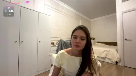 Fleyva online show from October 2025 04:24:02 AM