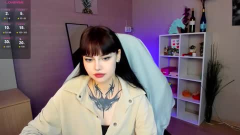 Morana online show from October 2025 08:31:02 AM