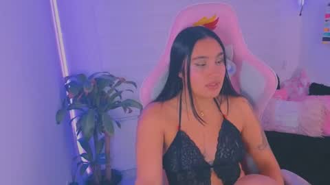 Snapshot of morena_rodriguez_9 chatting on September 2025 03:39:02 AM morena_rodriguez_9 online show from September 2025 03:39:02 AM