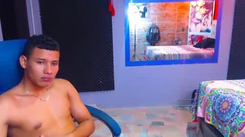 MorenoFullHot online show from December 2024 11:45:01 PM