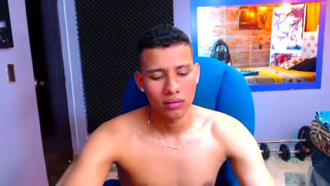 MorenoFullHot online show from January 2025 05:38:02 PM