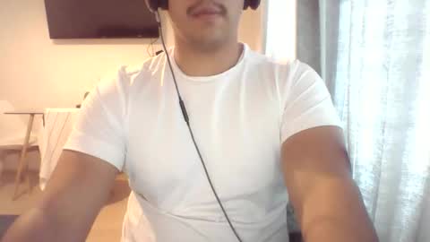 Jos Luis online show from October 2025 12:33:01 PM