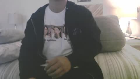 Snapshot of moreofthis chatting on February 2026 06:04:02 PM Didier online show from February 2026 06:04:02 PM