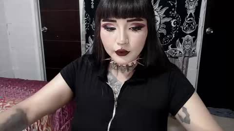 Morgan Moon online show from September 2025 10:00:01 PM