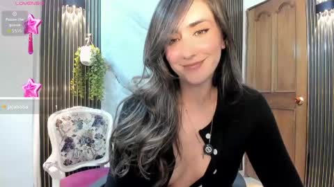 Moriah online show from June 2026 07:25:01 PM