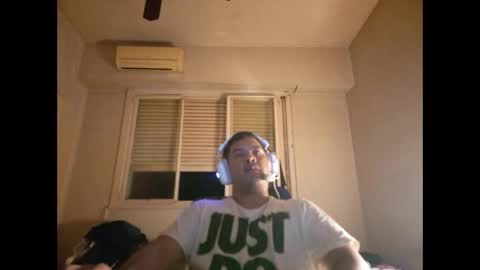 Snapshot of morocho777 chatting on March 2026 07:10:01 AM Bruno online show from March 2026 07:10:01 AM