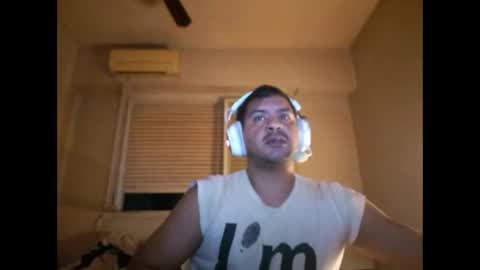 Snapshot of morocho777 chatting on March 2026 05:04:02 AM Bruno online show from March 2026 05:04:02 AM