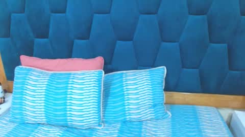 Snapshot of morrigan_luxus chatting on November 2025 12:20:02 AM morrigan_luxus online show from November 2025 12:20:02 AM