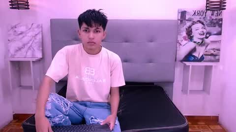 MORTELLE online show from November 2025 12:38:02 PM