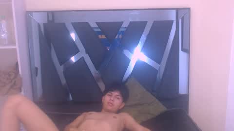 MORTELLE online show from November 2025 07:30:01 AM