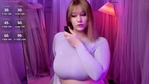 morvelyn online show from November 2025 07:13:01 PM